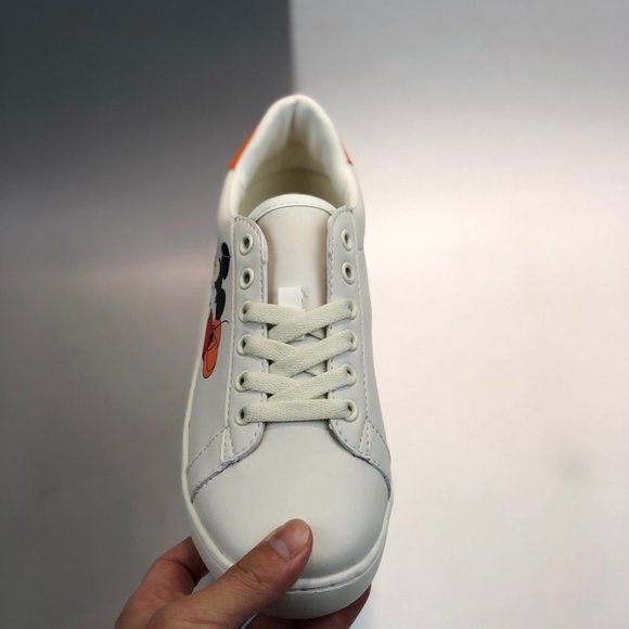 NEWGucci leather board shoes small white shoes